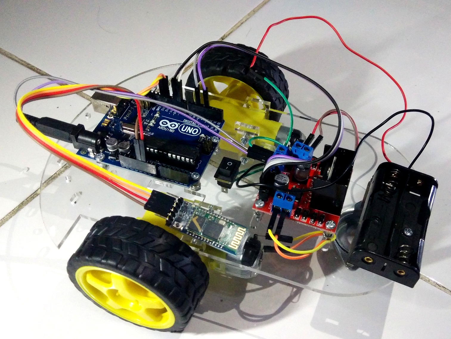 Membuat Mobil Remote Control Dengan Arduino Dan Bluetooth HC 05
