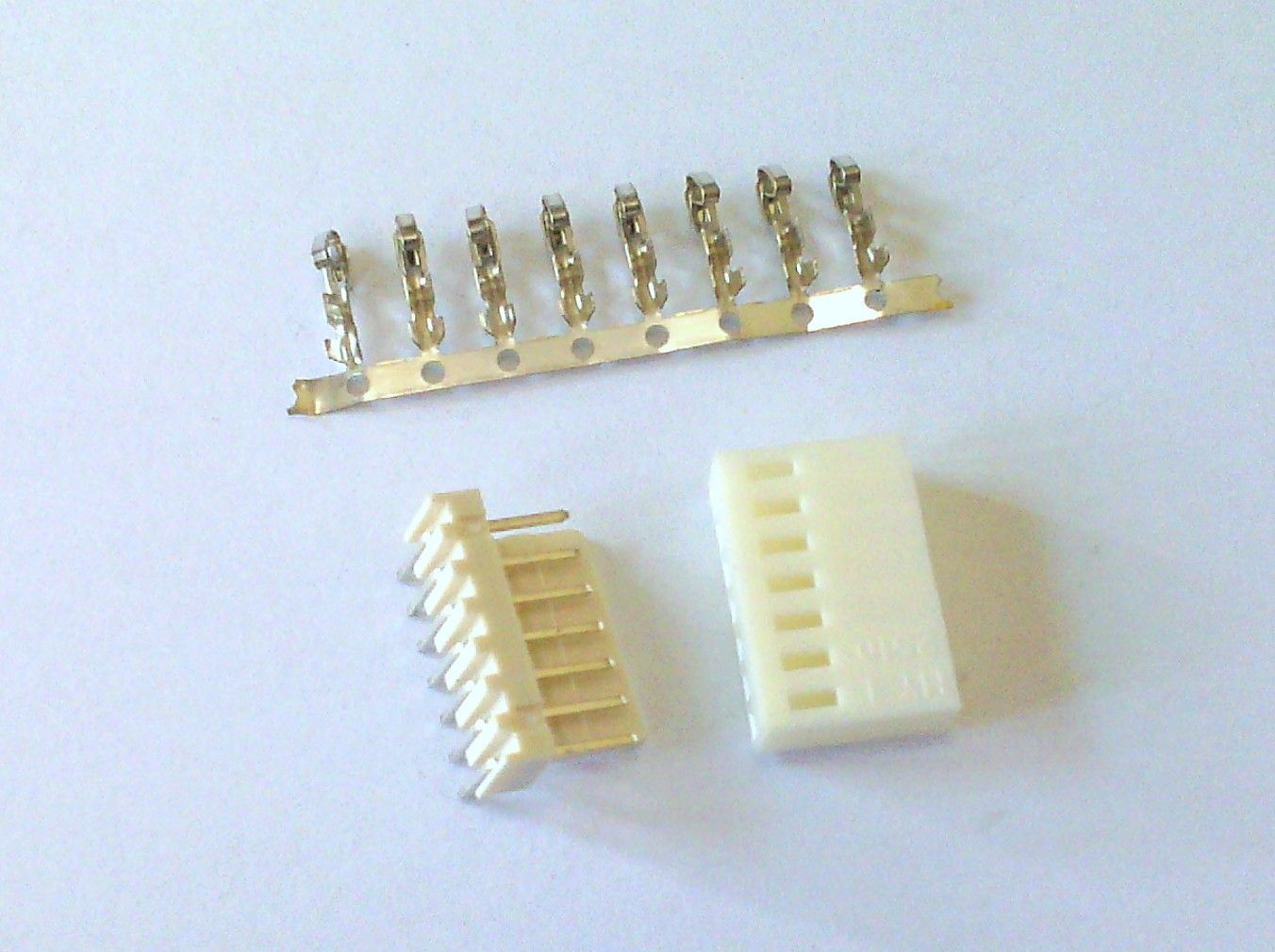 White Housing 7 Pin tipe L