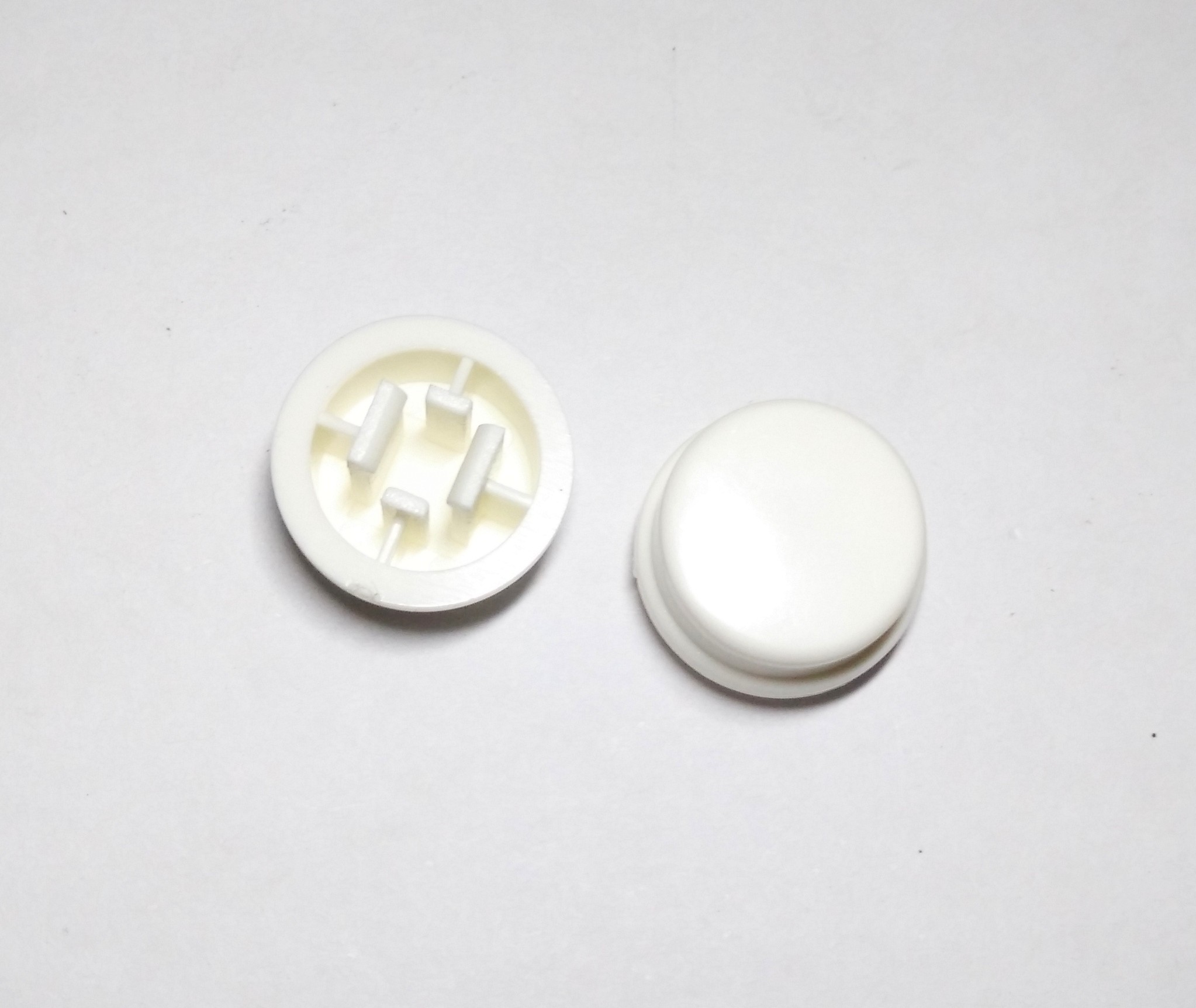 Knop/Cap Push Button 4 kaki 12x12x7.3mm-Putih