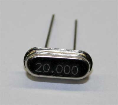 Kristal 20Mhz (DIP)