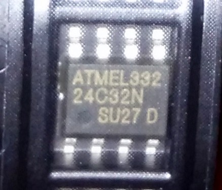 AT24C32 2-Wire Serial EEPROM SMD
