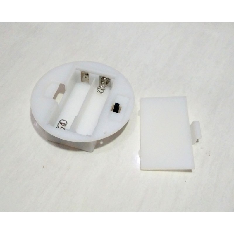 3xAA Battery Holder With ON/OFF Switch Cover Round Type