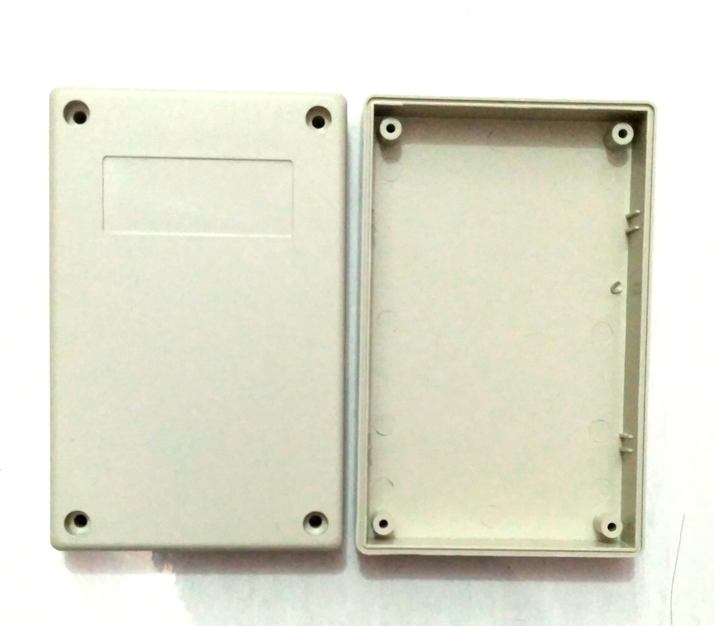 Box Plastik Putih 125x80x32