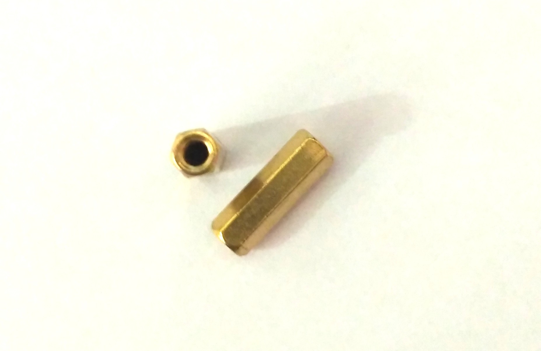 Spacer Kuningan M3 15mm Female to Female