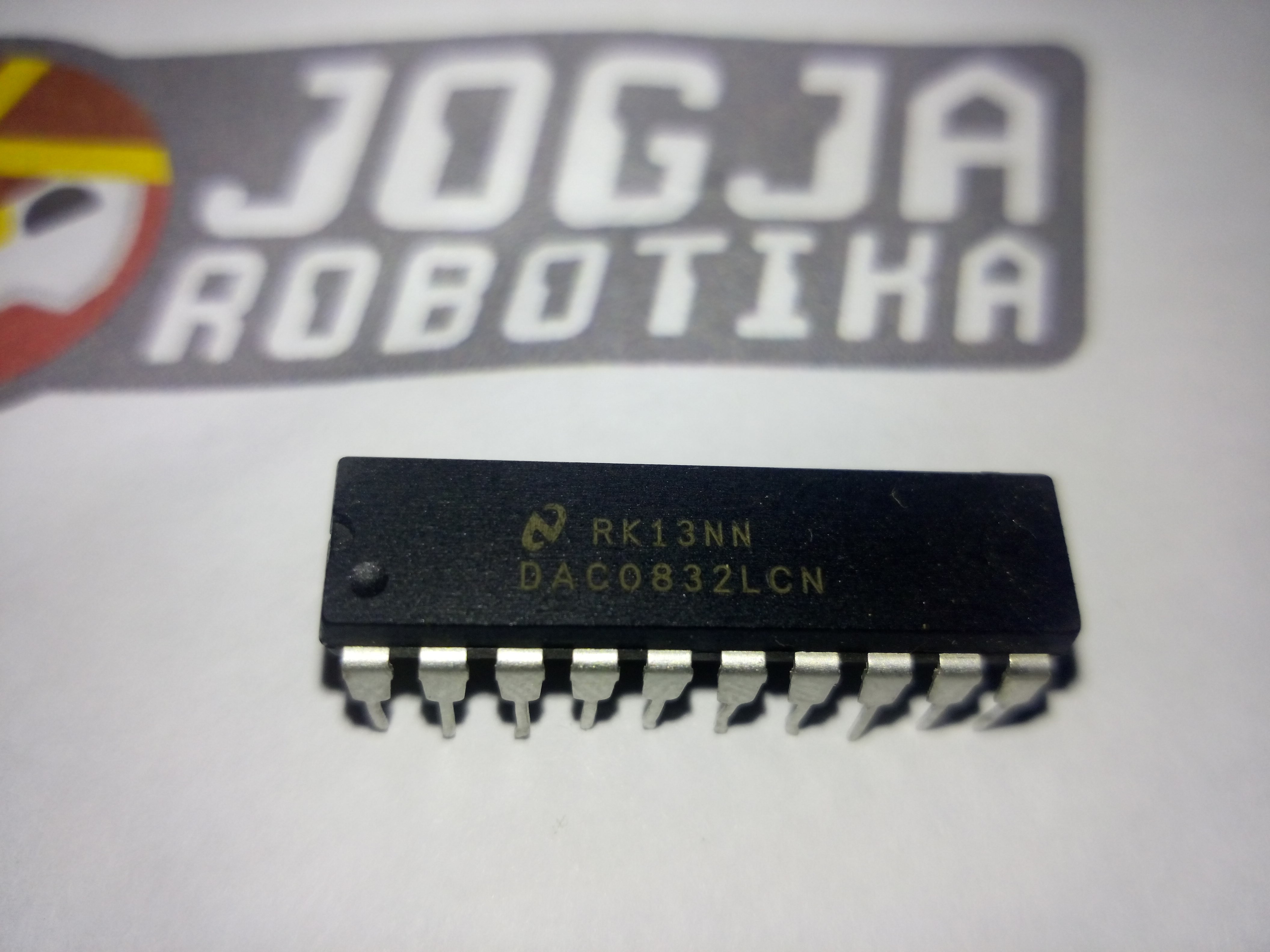 DAC0832LCN