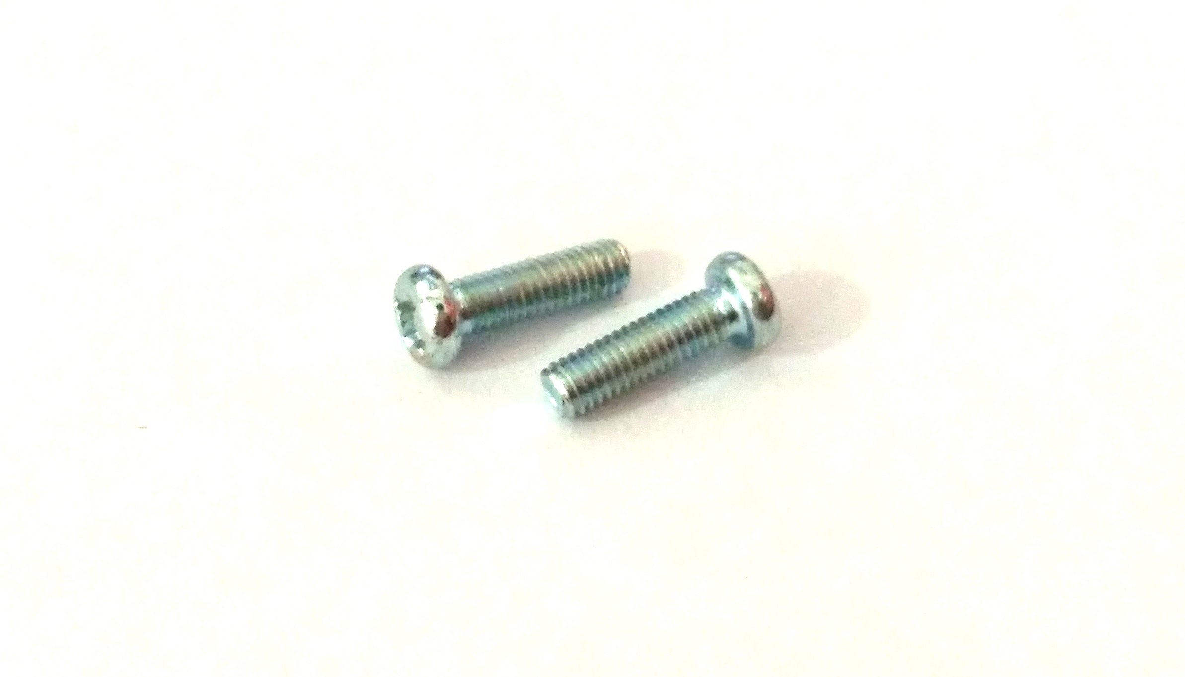 Baut M4x8MM Round Head